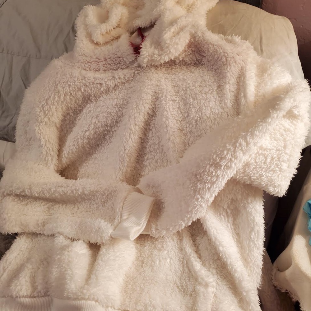 Bear sleep/sweatshirt - Picture 3 of 4